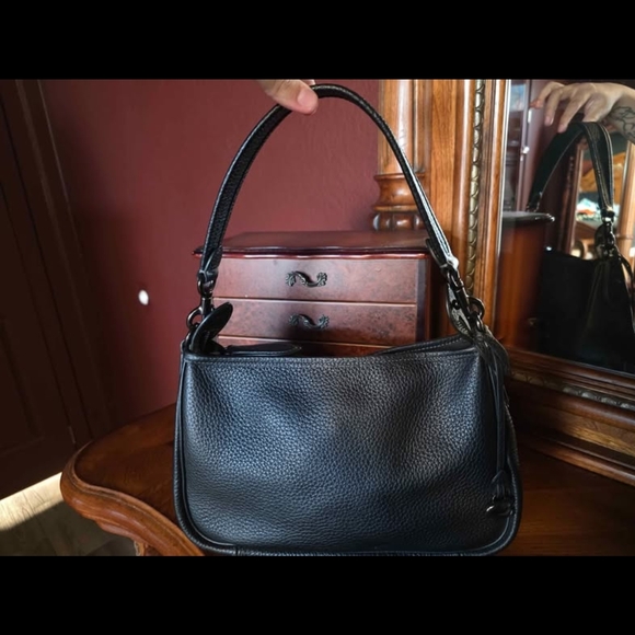 Coach Cary Shoulder Bag - Picture 2 of 7